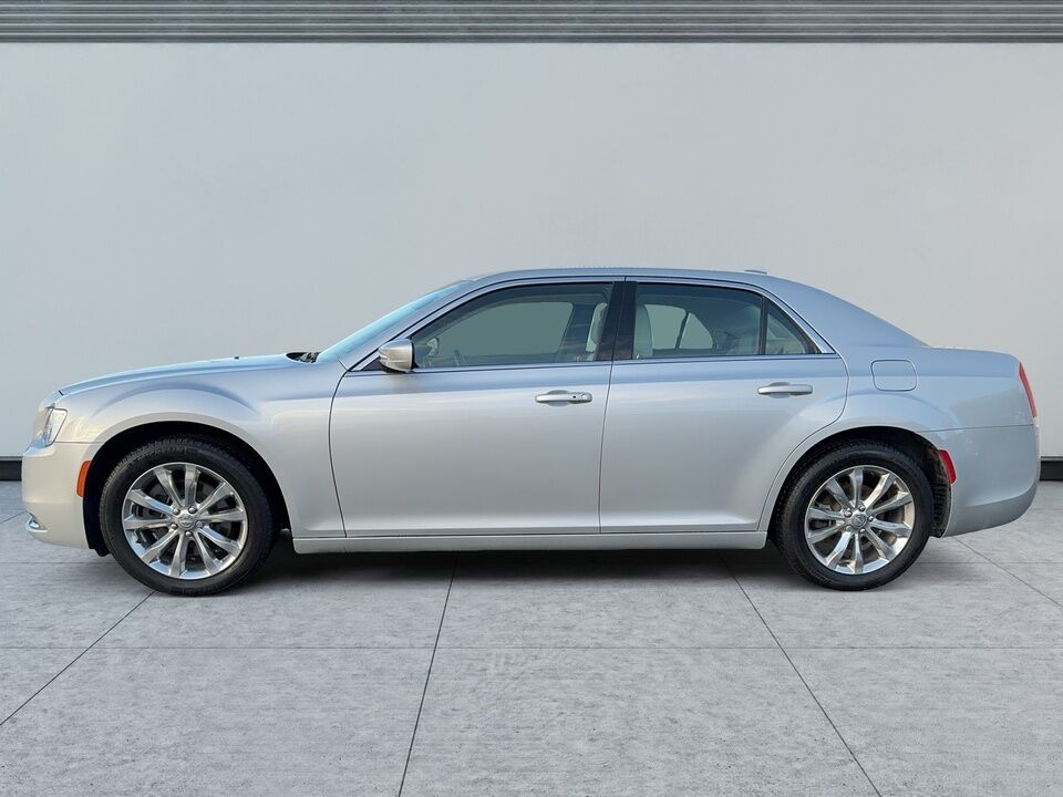 2019 Chrysler 300  - Desmeules Chrysler