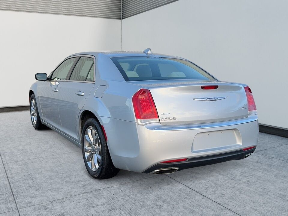 2019 Chrysler 300  - Desmeules Chrysler