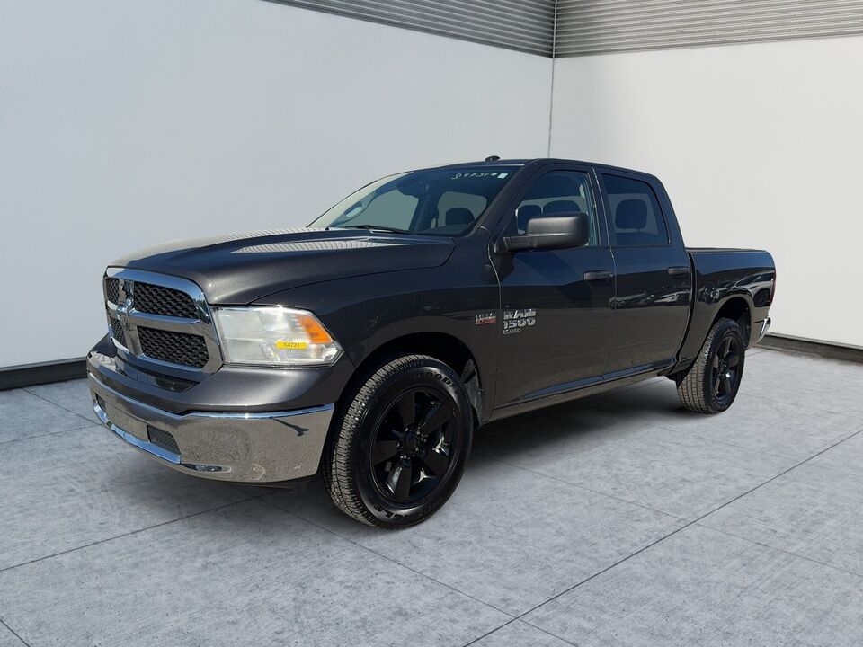 2023 Ram 1500 Classic  - Blainville Chrysler