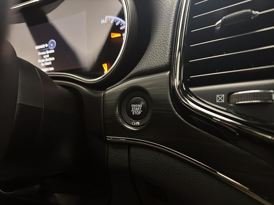 2019 Jeep Grand Cherokee  - Desmeules Chrysler