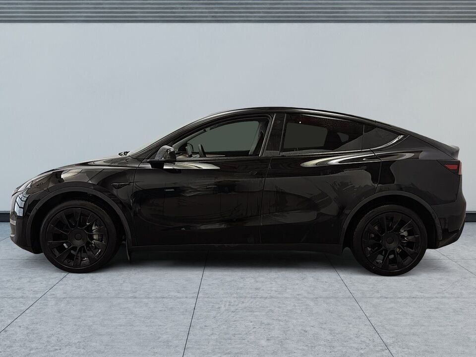 2022 Tesla Model Y  - Desmeules Chrysler