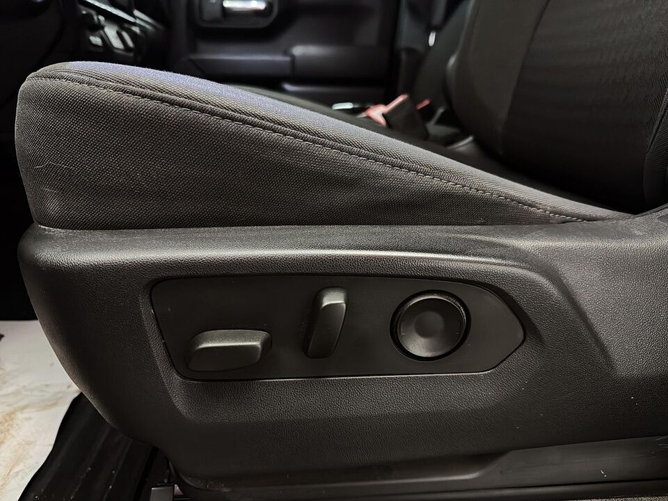 2023 Chevrolet Silverado 1500  - Desmeules Chrysler