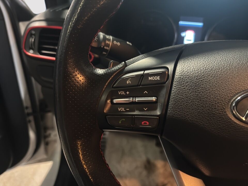 2018 Hyundai Elantra GT  - Desmeules Chrysler