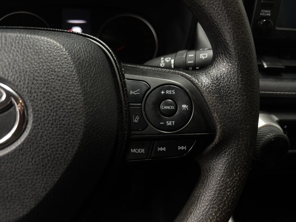 2021 Toyota RAV-4  - Desmeules Chrysler
