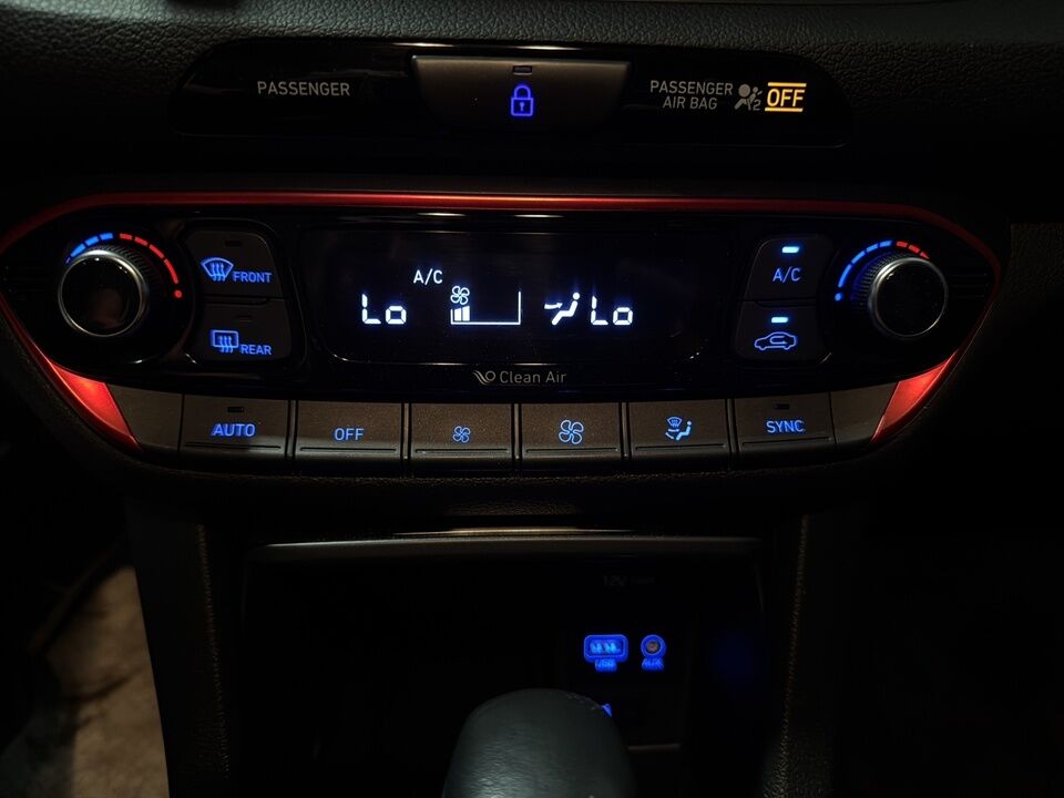 2018 Hyundai Elantra GT  - Desmeules Chrysler