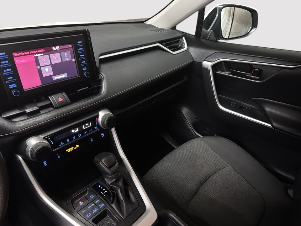 2021 Toyota RAV-4  - Desmeules Chrysler