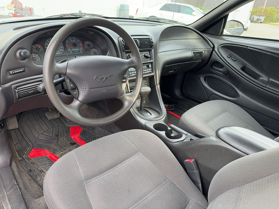 2000 Ford Mustang  - Blainville Chrysler