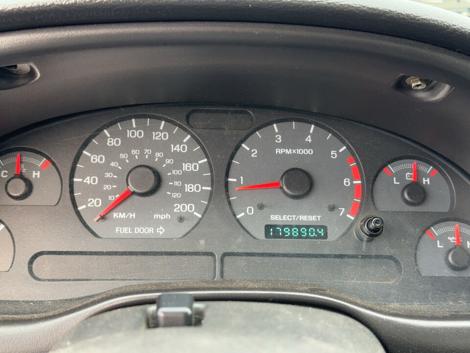 2000 Ford Mustang  - Blainville Chrysler