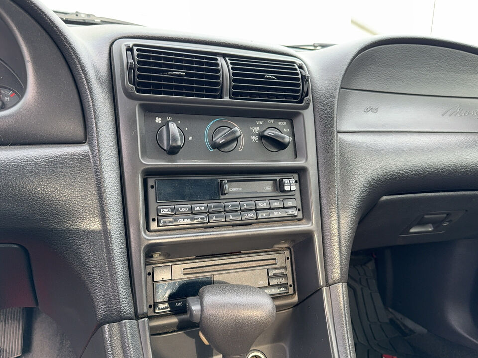 2000 Ford Mustang  - Blainville Chrysler