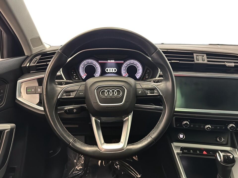 2021 Audi Q3  - Desmeules Chrysler