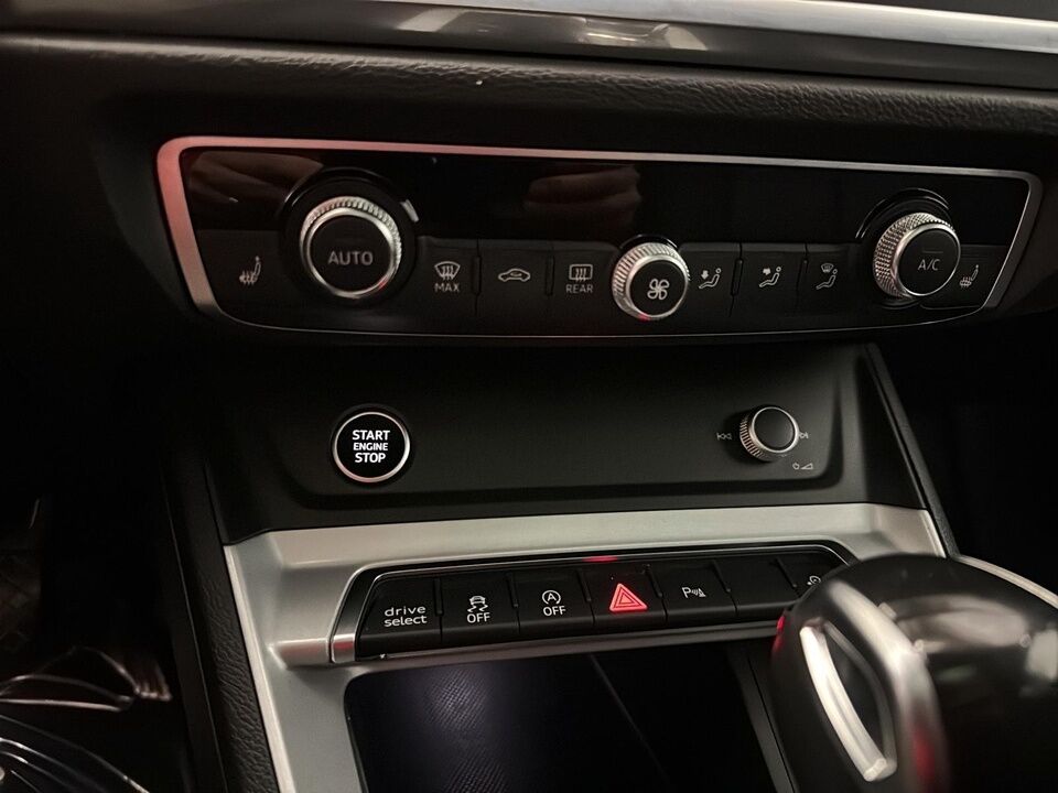 2021 Audi Q3  - Desmeules Chrysler