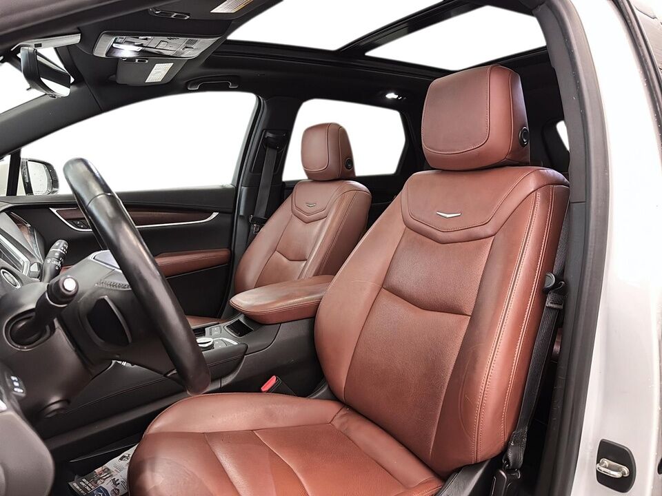 2022 Cadillac XT5  - Desmeules Chrysler