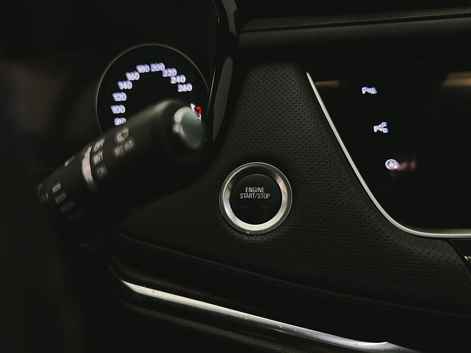 2022 Cadillac XT5  - Desmeules Chrysler