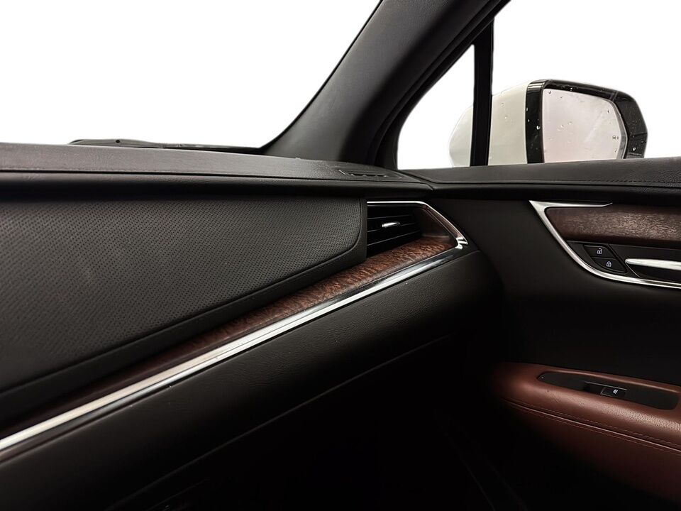 2022 Cadillac XT5  - Desmeules Chrysler