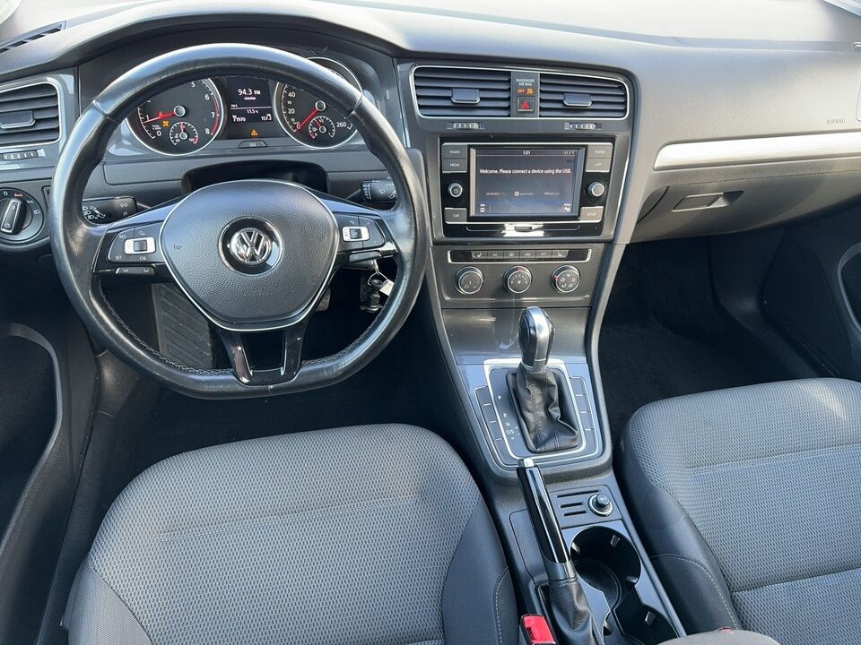 2018 Volkswagen Golf  - Desmeules Chrysler