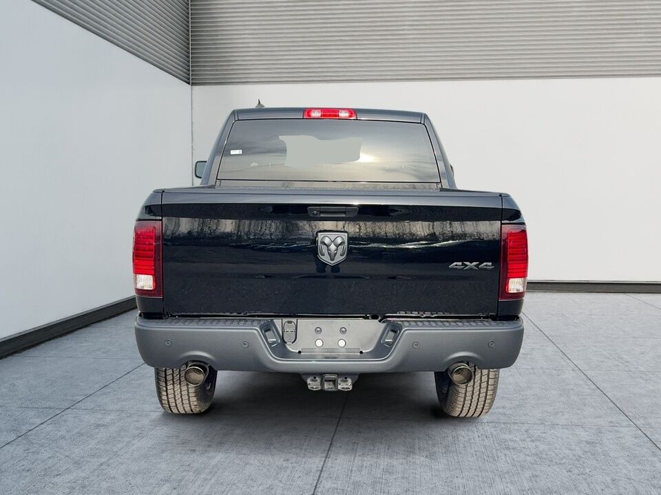 2024 Ram 1500 Classic  - Blainville Chrysler