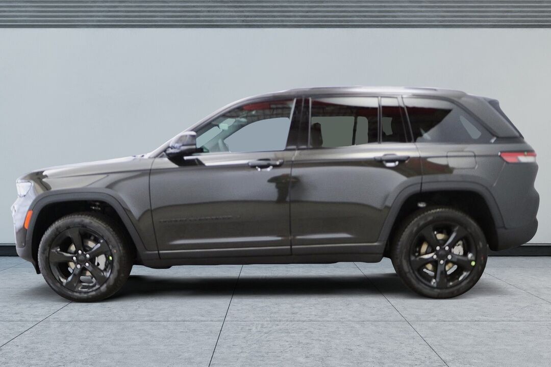 2025 Jeep Grand Cherokee  - Desmeules Chrysler