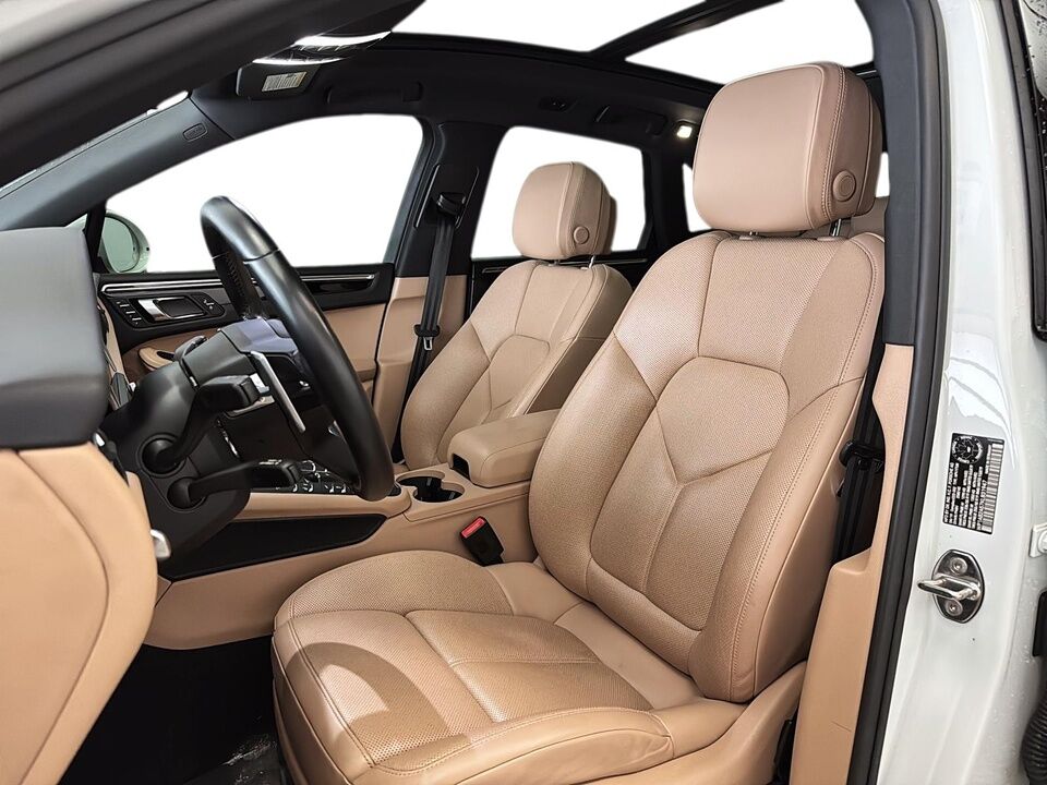 2019 Porsche Macan  - Desmeules Chrysler