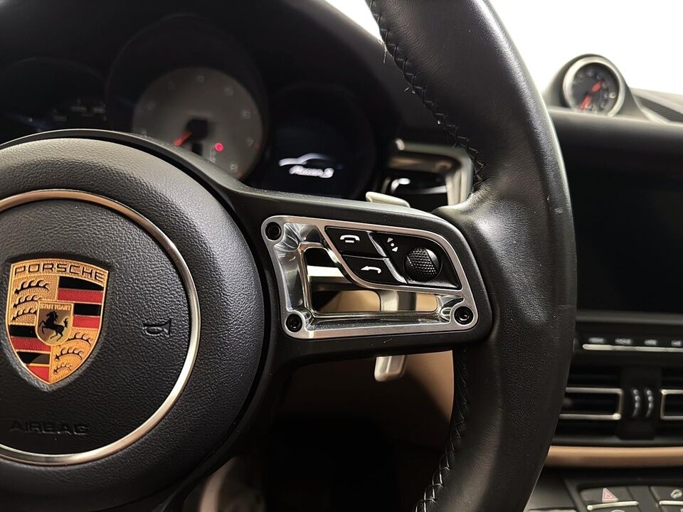 2019 Porsche Macan  - Desmeules Chrysler