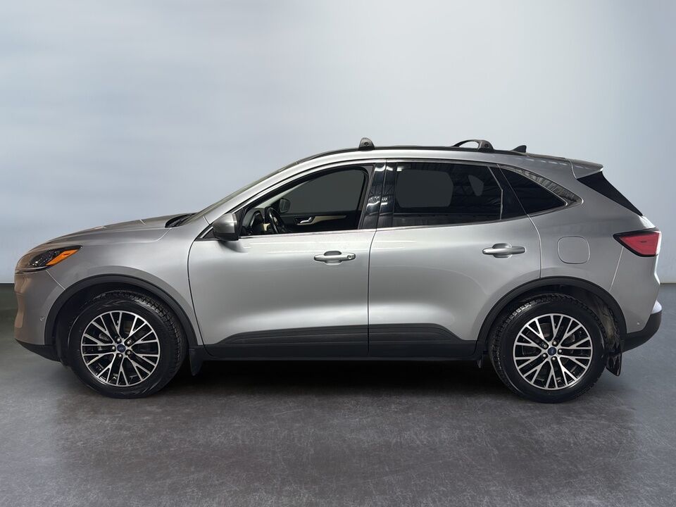 2021 Ford Escape  - Desmeules Chrysler