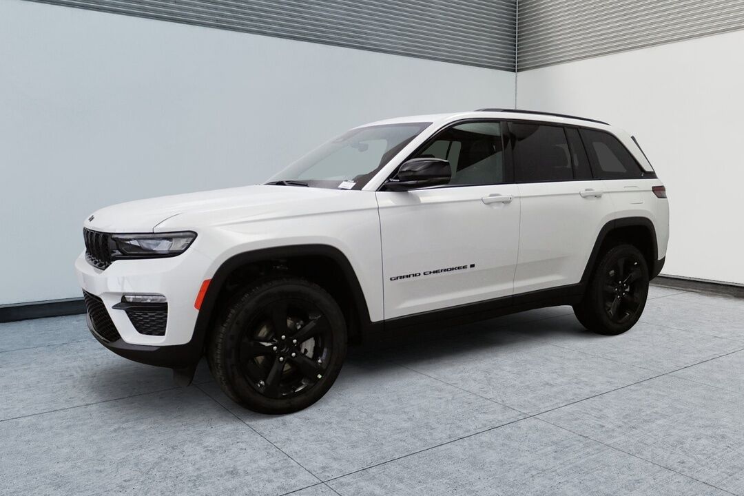 2025 Jeep Grand Cherokee  - Desmeules Chrysler