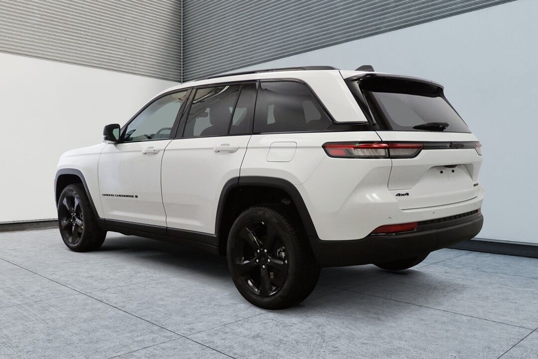 2025 Jeep Grand Cherokee  - Desmeules Chrysler