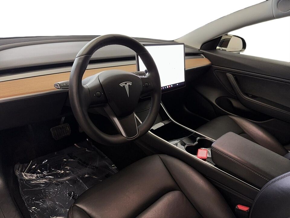 2020 Tesla Model 3  - Desmeules Chrysler