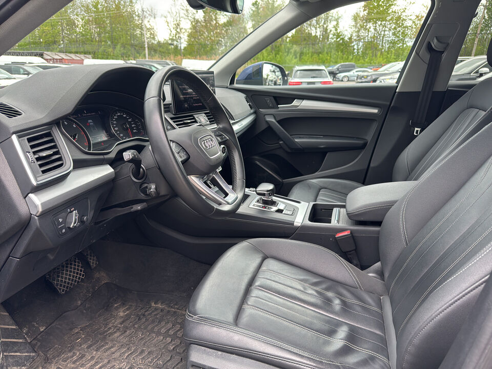 2021 Audi Q5  - Desmeules Chrysler