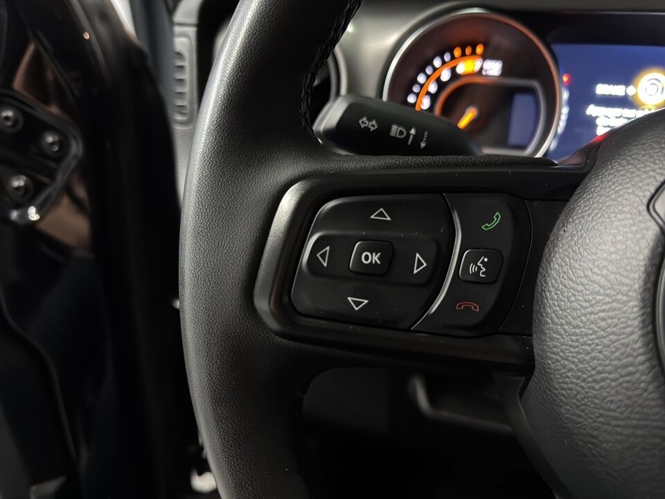 2023 Jeep Wrangler  - Desmeules Chrysler