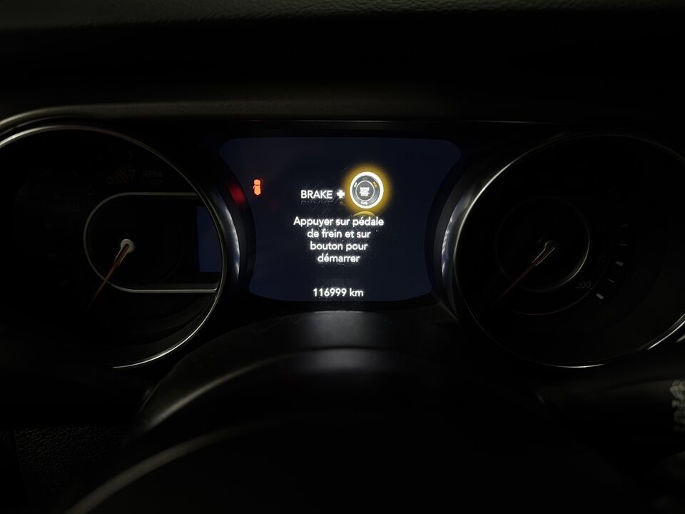 2023 Jeep Wrangler  - Desmeules Chrysler