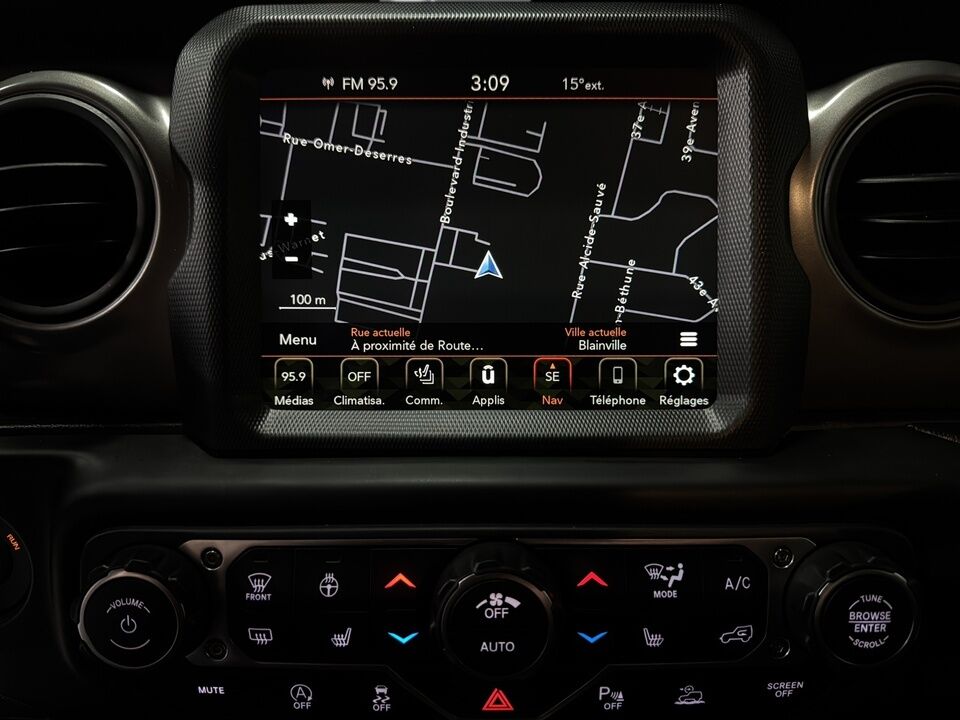 2023 Jeep Wrangler  - Desmeules Chrysler