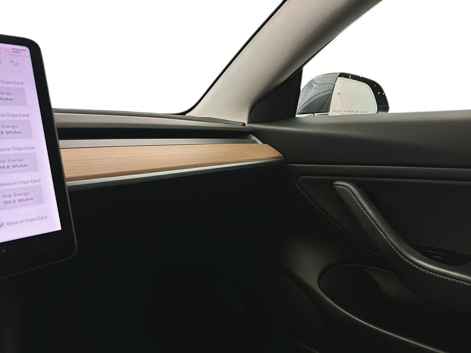 2019 Tesla Model 3  - Desmeules Chrysler