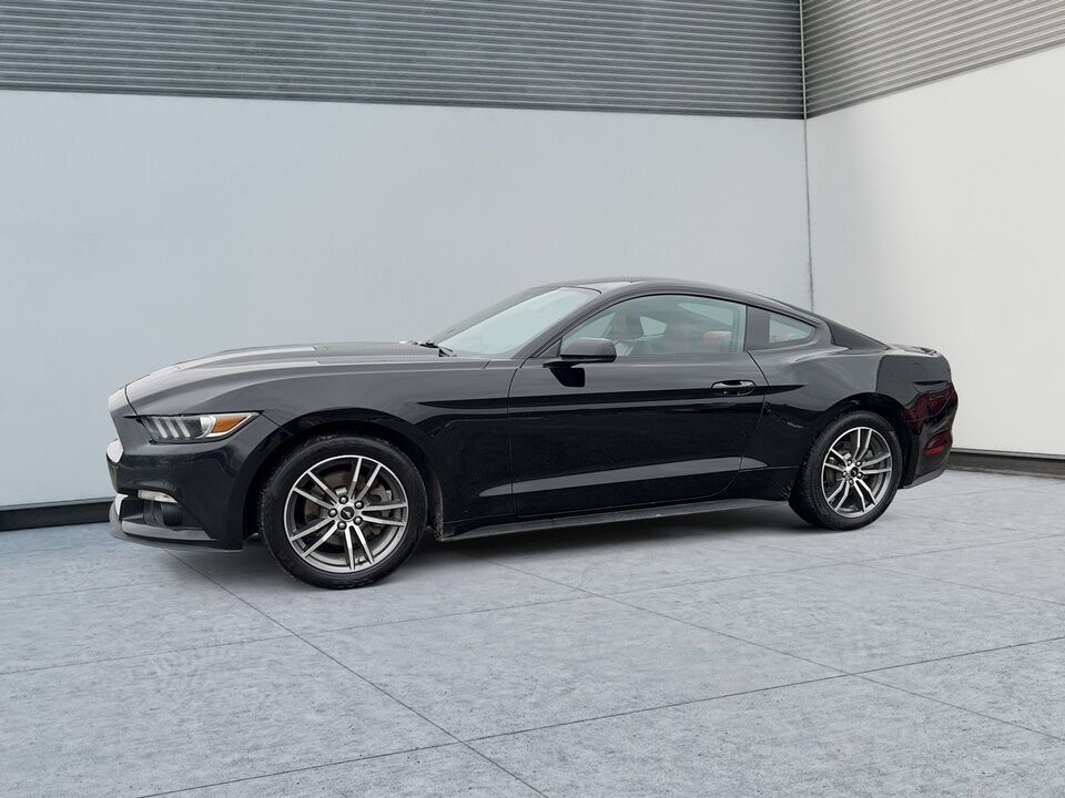 2017 Ford Mustang  - Desmeules Chrysler