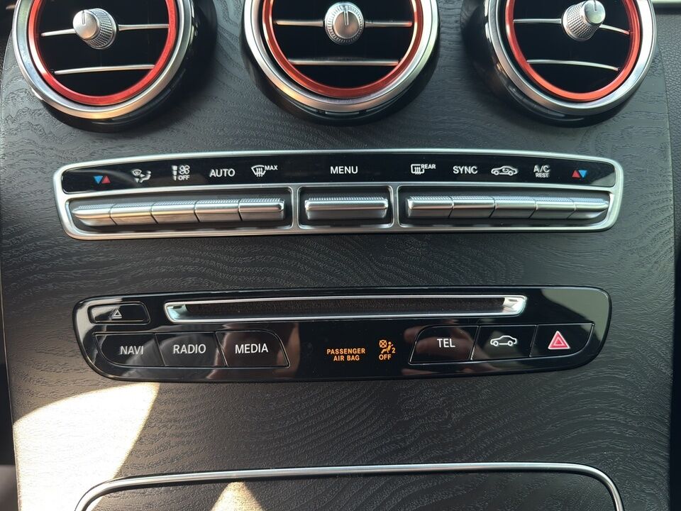 2019 Mercedes-Benz GLC  - Desmeules Chrysler