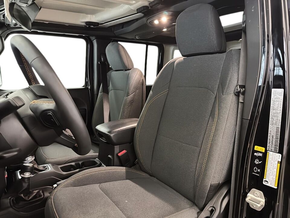 2024 Jeep Wrangler  - Desmeules Chrysler