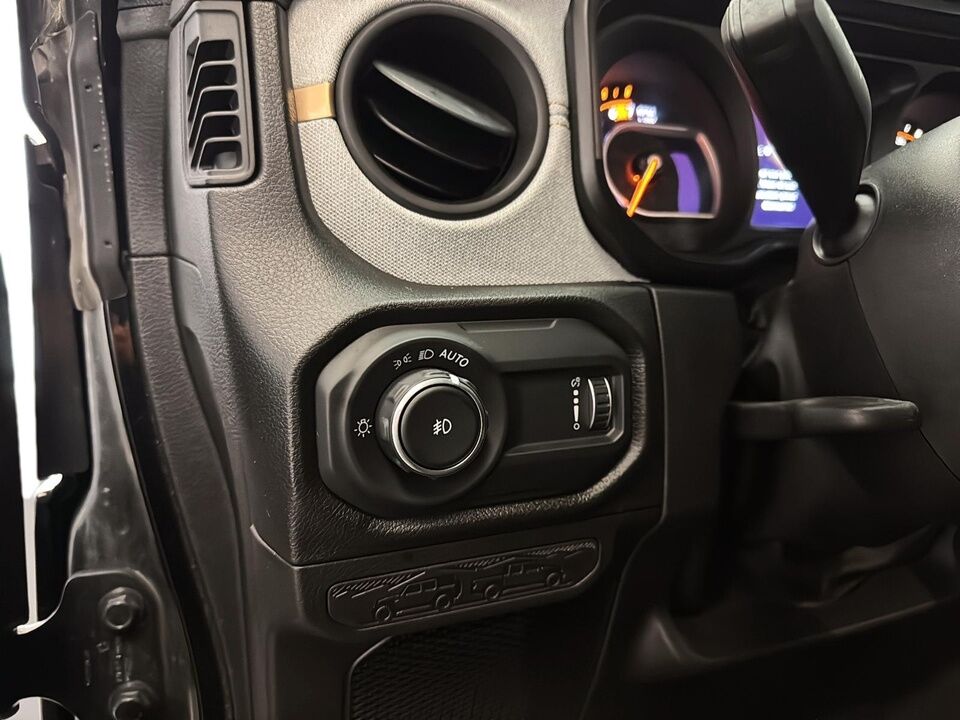 2024 Jeep Wrangler  - Desmeules Chrysler