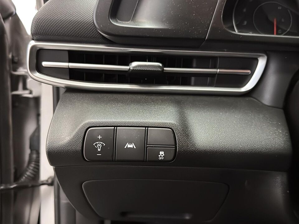 2021 Hyundai Elantra  - Desmeules Chrysler