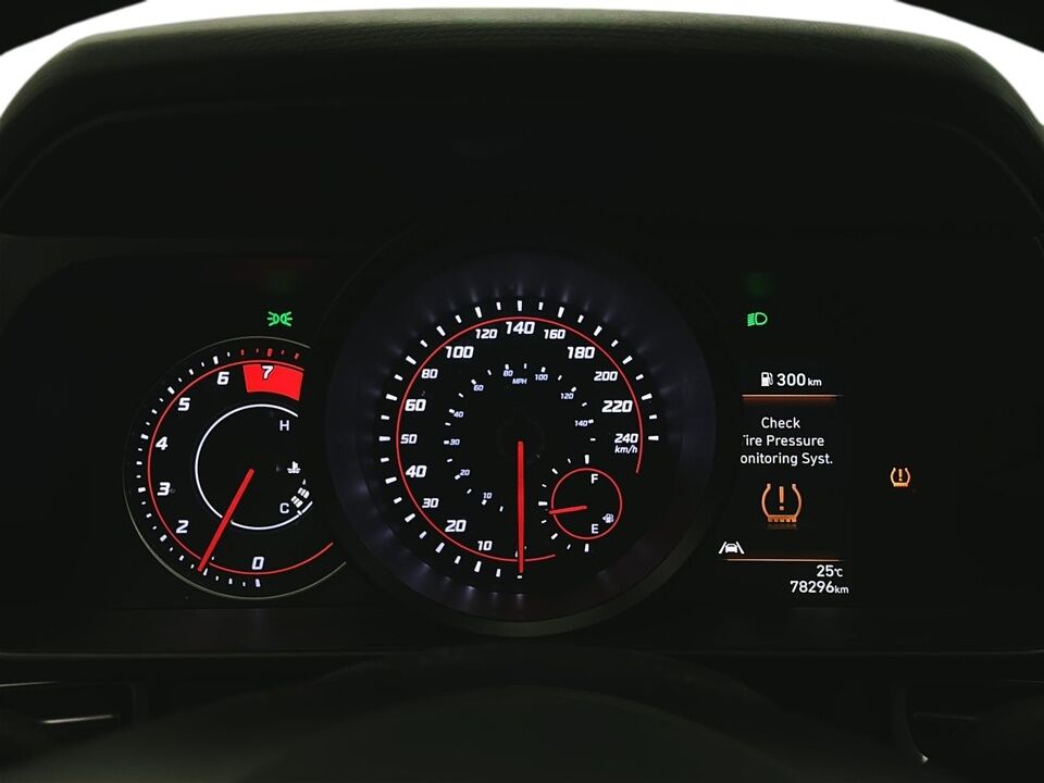 2021 Hyundai Elantra  - Desmeules Chrysler