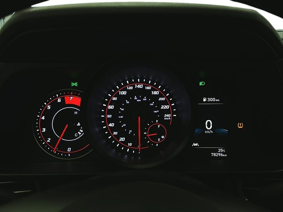 2021 Hyundai Elantra  - Desmeules Chrysler