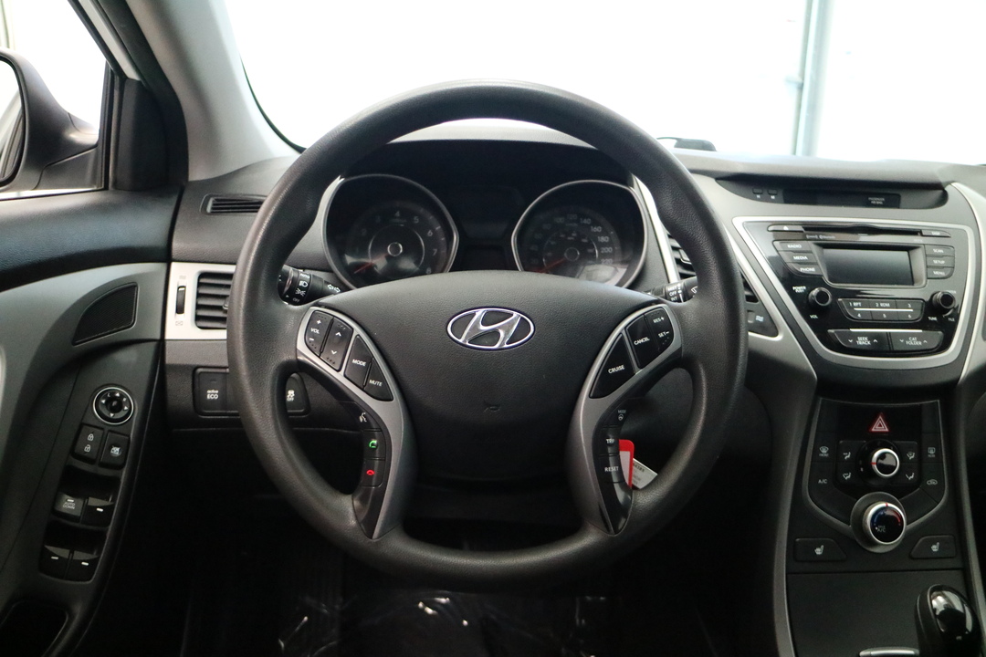 2015 Hyundai Elantra  - Blainville Chrysler