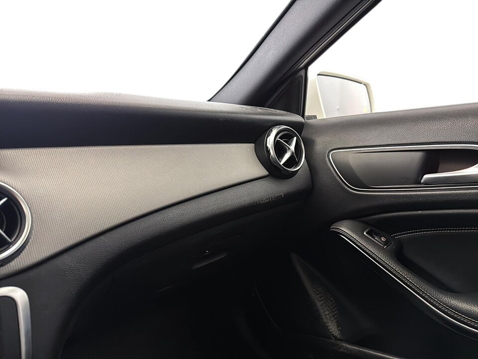 2020 Mercedes-Benz GLA  - Desmeules Chrysler