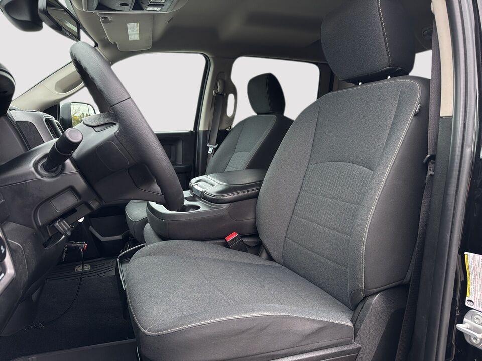 2021 Ram 1500 Classic  - Desmeules Chrysler