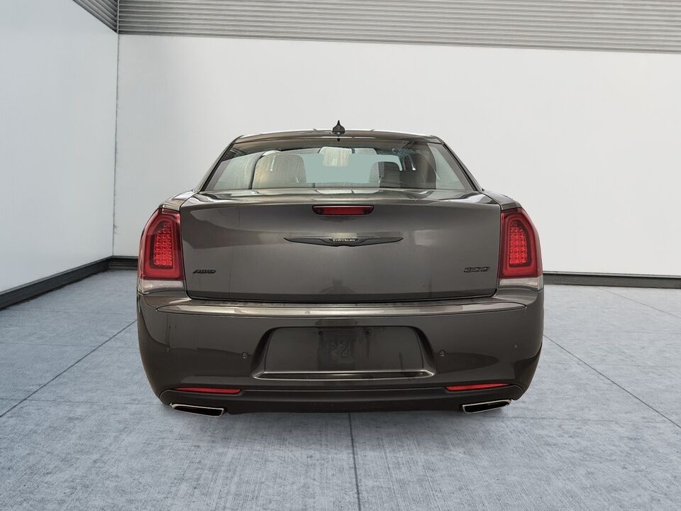 2022 Chrysler 300  - Desmeules Chrysler