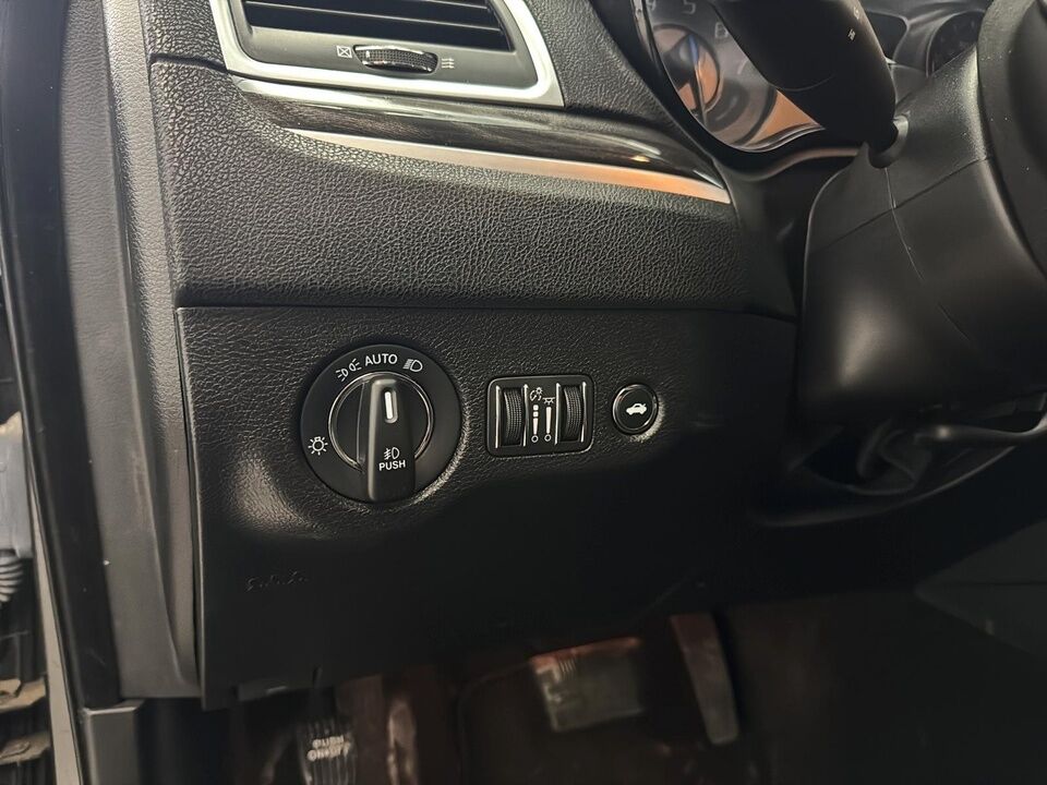 2022 Chrysler 300  - Desmeules Chrysler