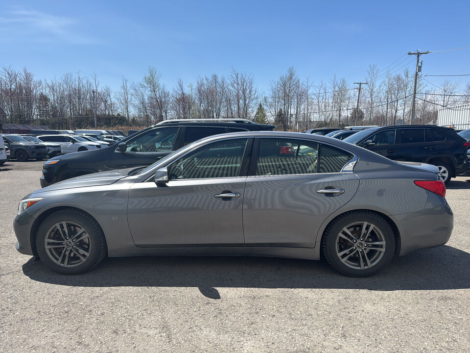 2015 Infiniti Q50  - Desmeules Chrysler