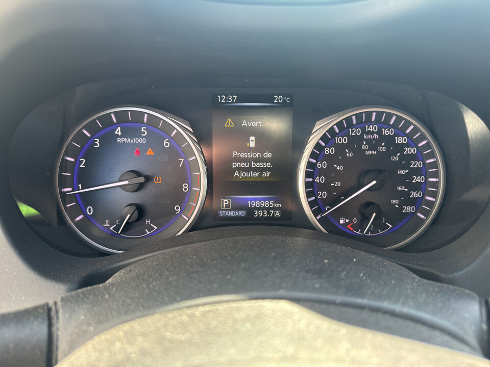2015 Infiniti Q50  - Desmeules Chrysler