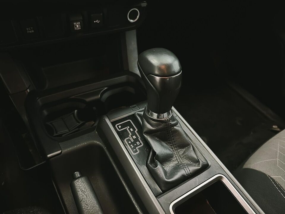 2022 Toyota Tacoma  - Desmeules Chrysler