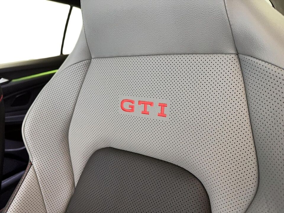 2023 Volkswagen GTI  - Desmeules Chrysler