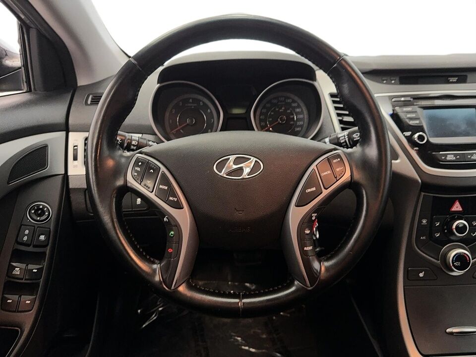 2015 Hyundai Elantra  - Desmeules Chrysler