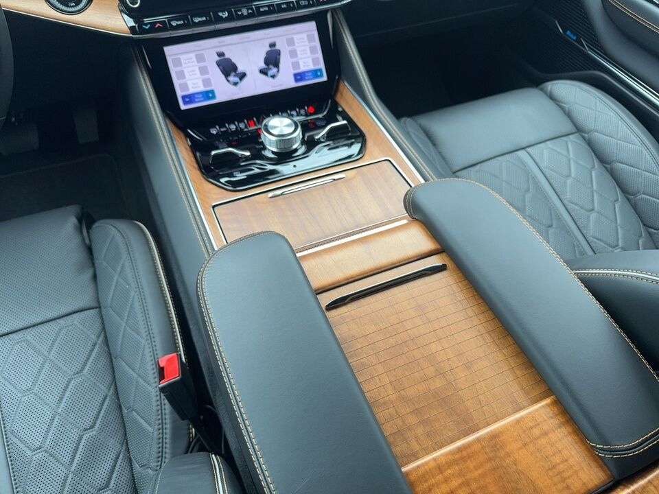 2024 Jeep GRAND WAGONEER L  - Blainville Chrysler